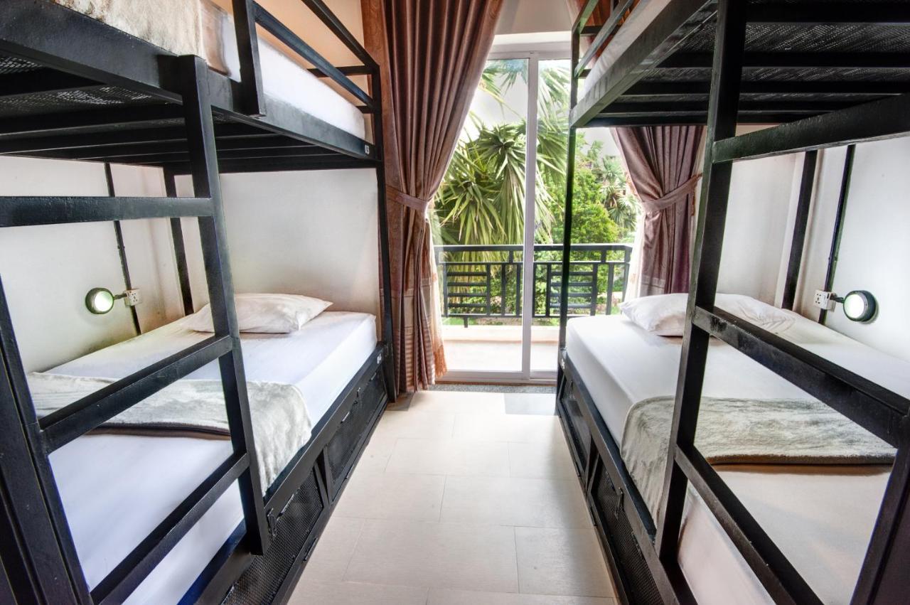 Mad Monkey Hostel